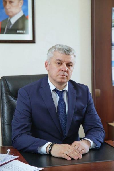 Поздравление главы администрации Кировского района с Днем России