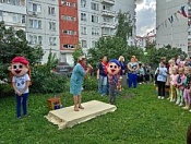 «День соседей» продолжают отмечать в Кировском районе