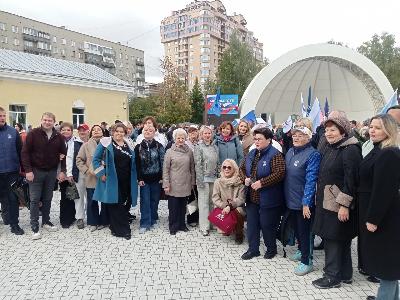 В Новосибирске отметили годовщину воссоединения ДНР, ЛНР, Запорожской и Херсонской областей с Россией