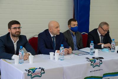 Развитие детского дворового хоккея в Кировском районе