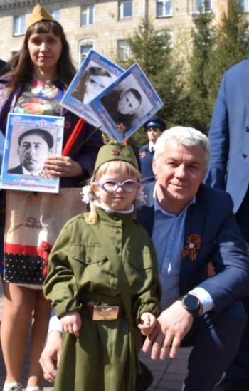 Митинг на стеле «Звезда»  