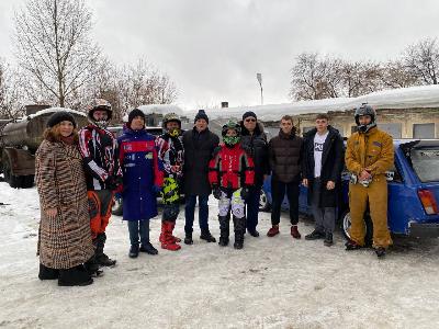 Показательные выступления на мотодроме прошли в Кировском районе