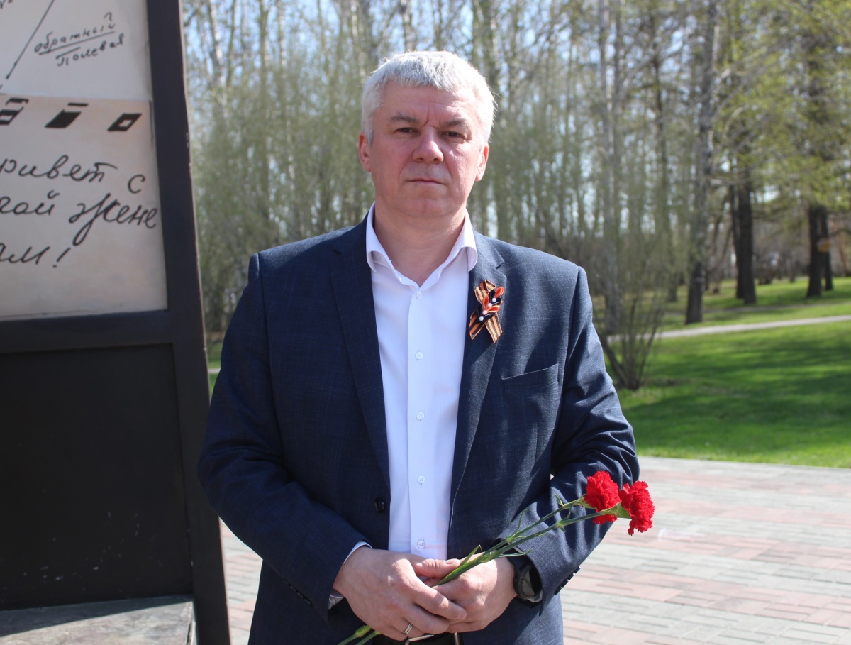 Поздравление главы администрации Кировского района с Днем Победы