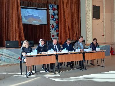 О профилактике употребления психоактивных веществ среди молодежи говорили на выездном заседании 