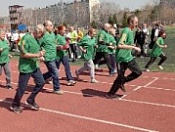 Проходит легкоатлетическая эстафета памяти С. М. Кирова