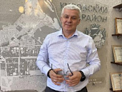 Уважаемые жители Кировского района, дорогие друзья! Сердечно поздравляю вас с Днём семьи, любви и верности!