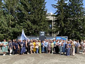 В преддверии празднования 133-й годовщины города Новосибирска состоялось торжественное открытие Доски почёта Кировского района по итогам работы в 2025 году